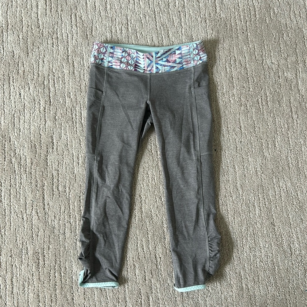 Ivivva Capri Leggings